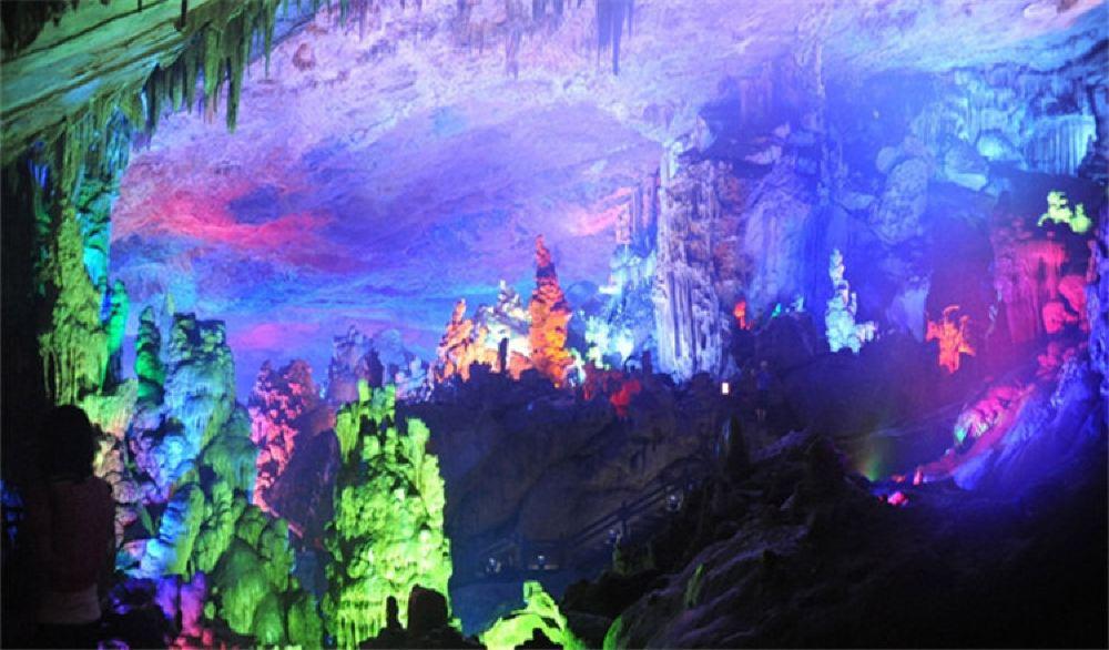 尽享知识星球平台,畅聊成龙最好看的电影是什么?的智慧天地